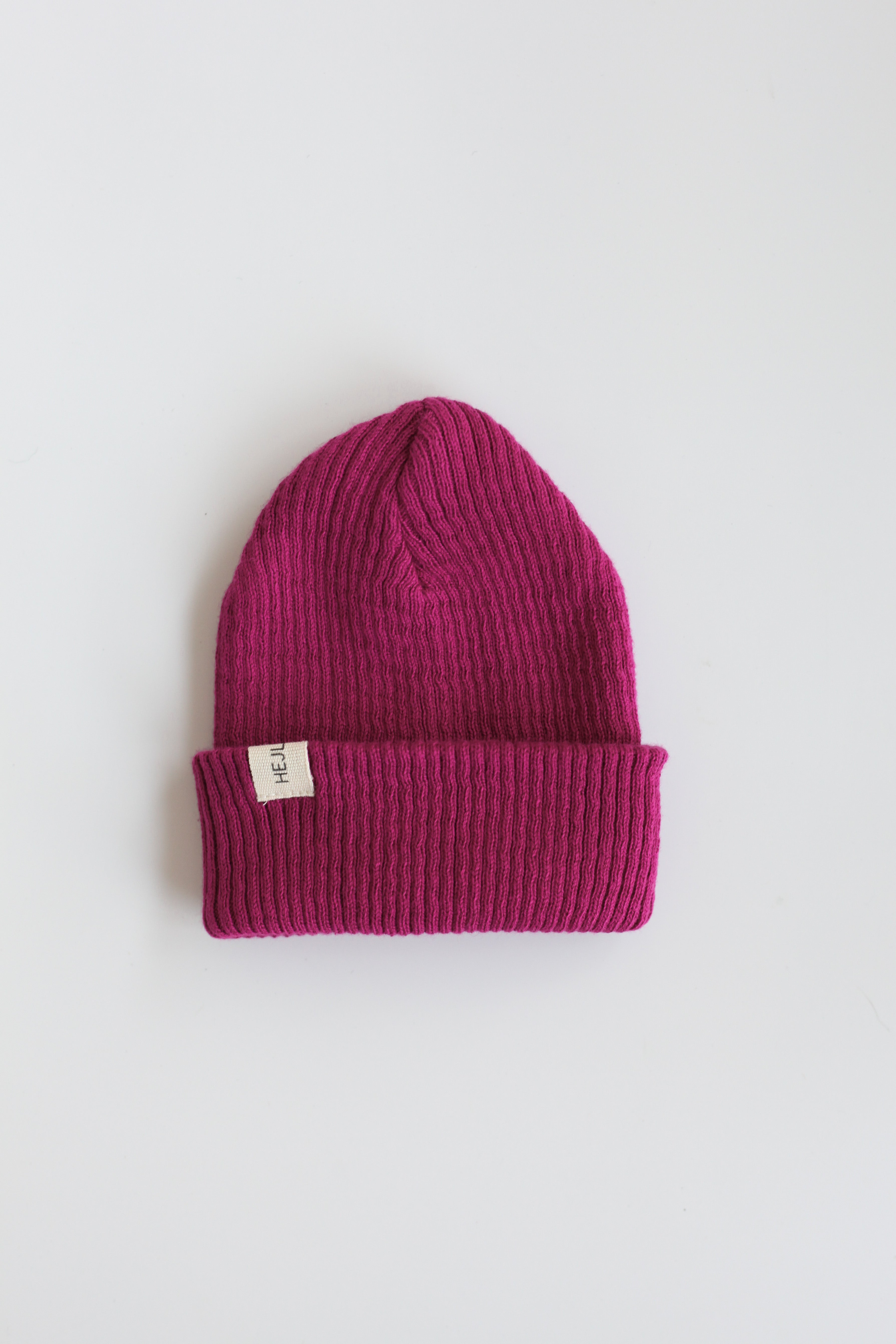 KNIT BEANIE RASPBERRY