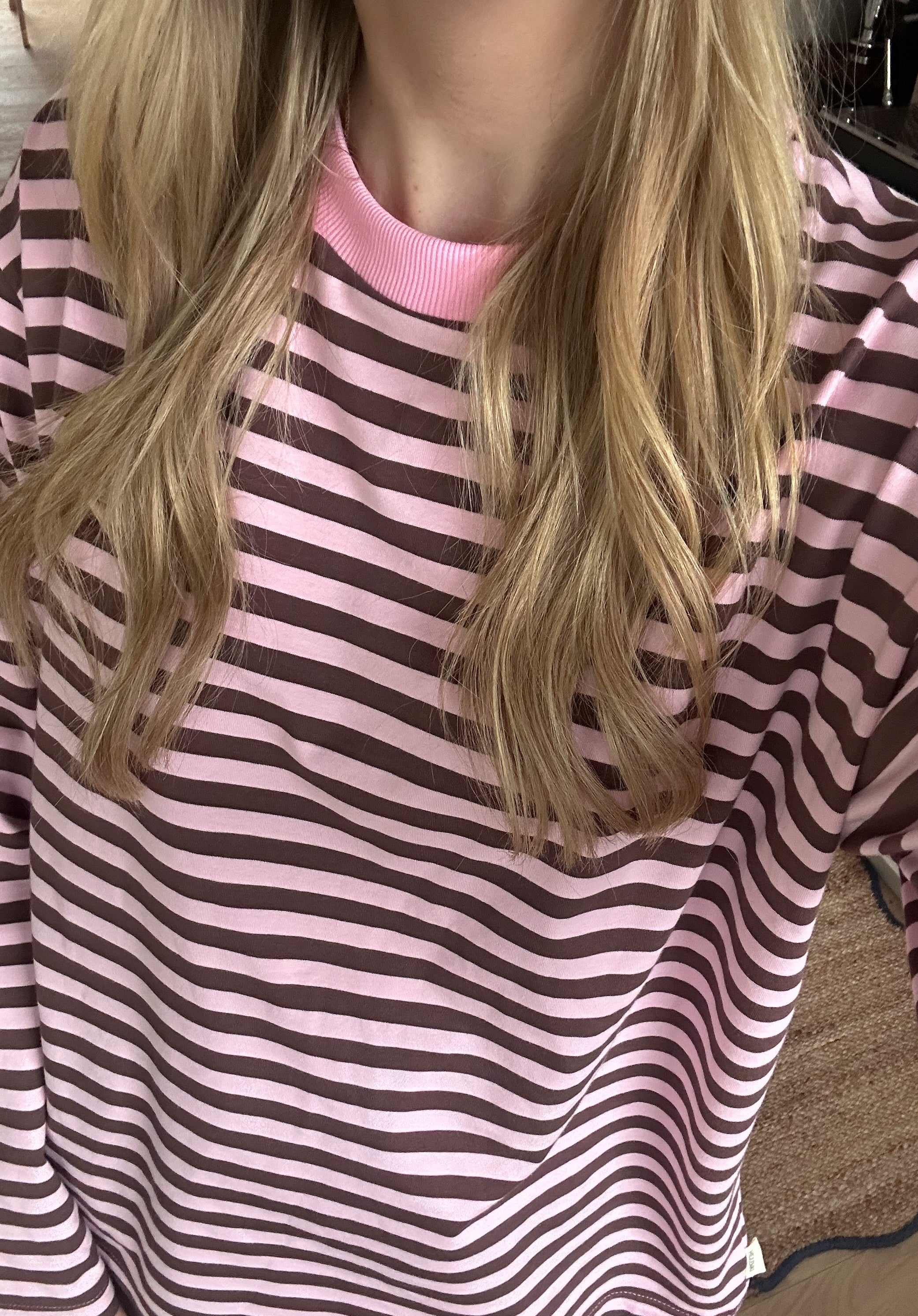 MOM LONGSLEEVE STRIPED BLUSH/BROWN
