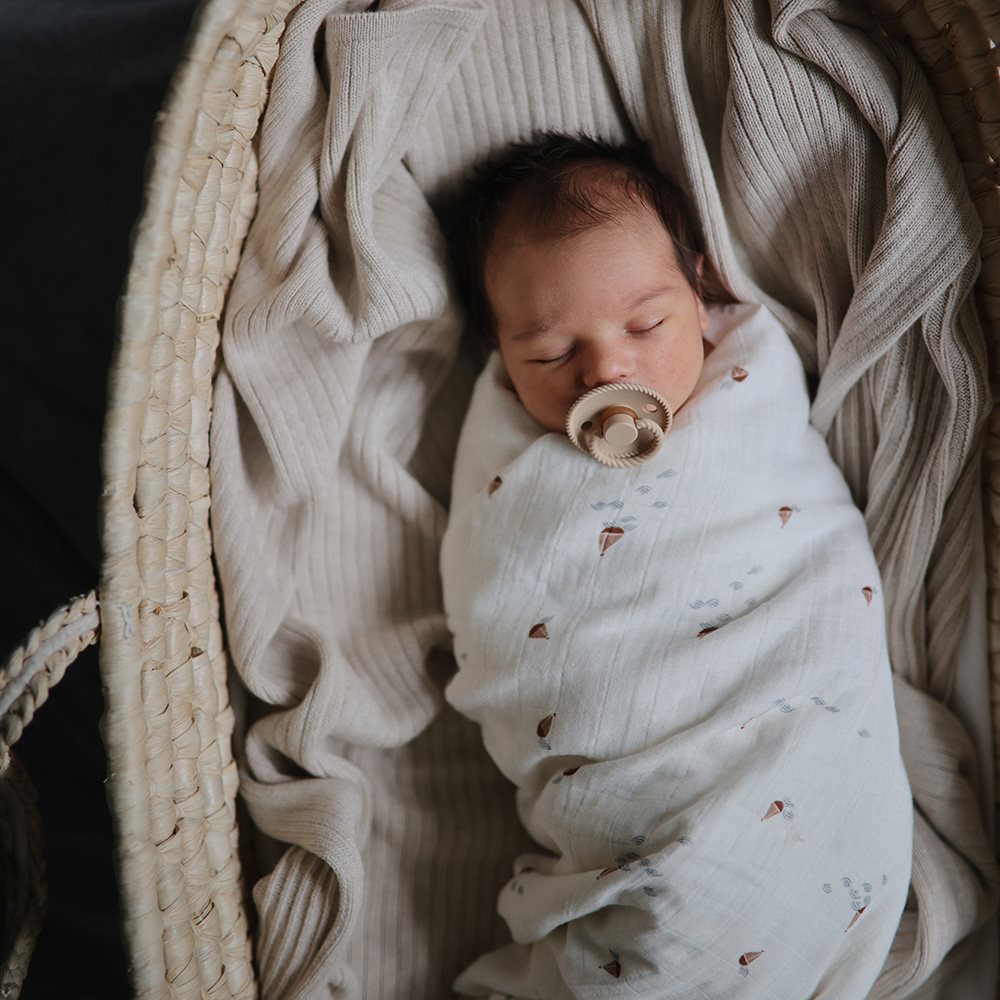 MUSLIN SWADDLE BOATS