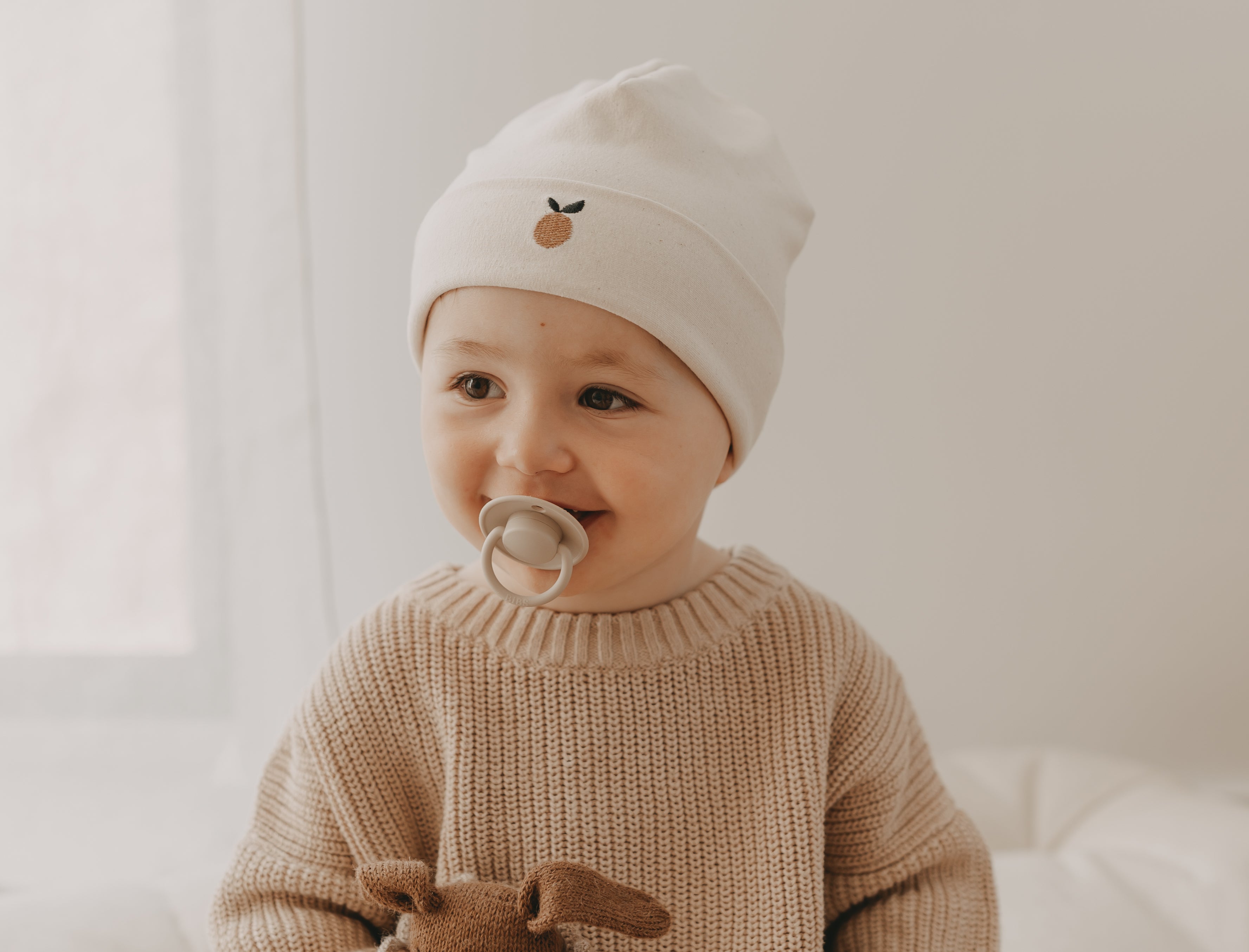 BEANIE EMBROIDERY CLEMENTINE