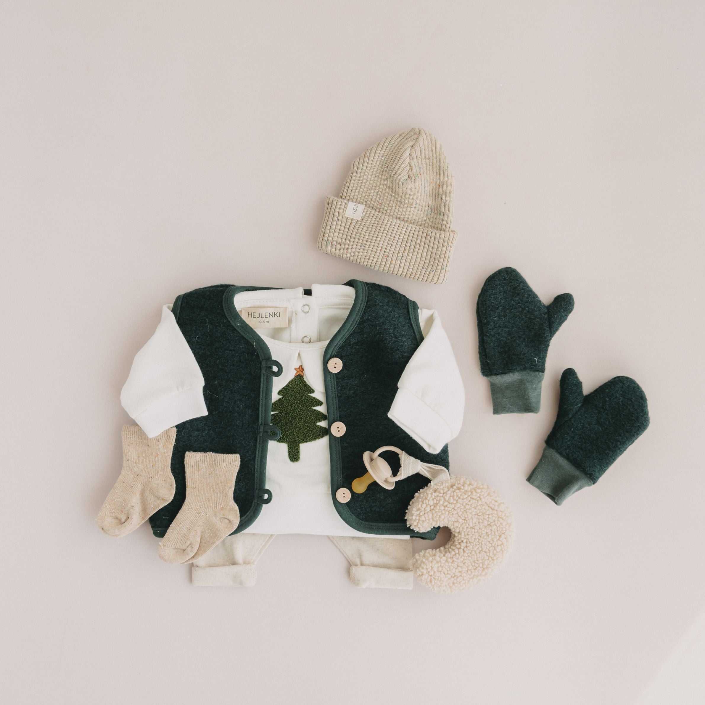 WOOL VEST DARK PINE