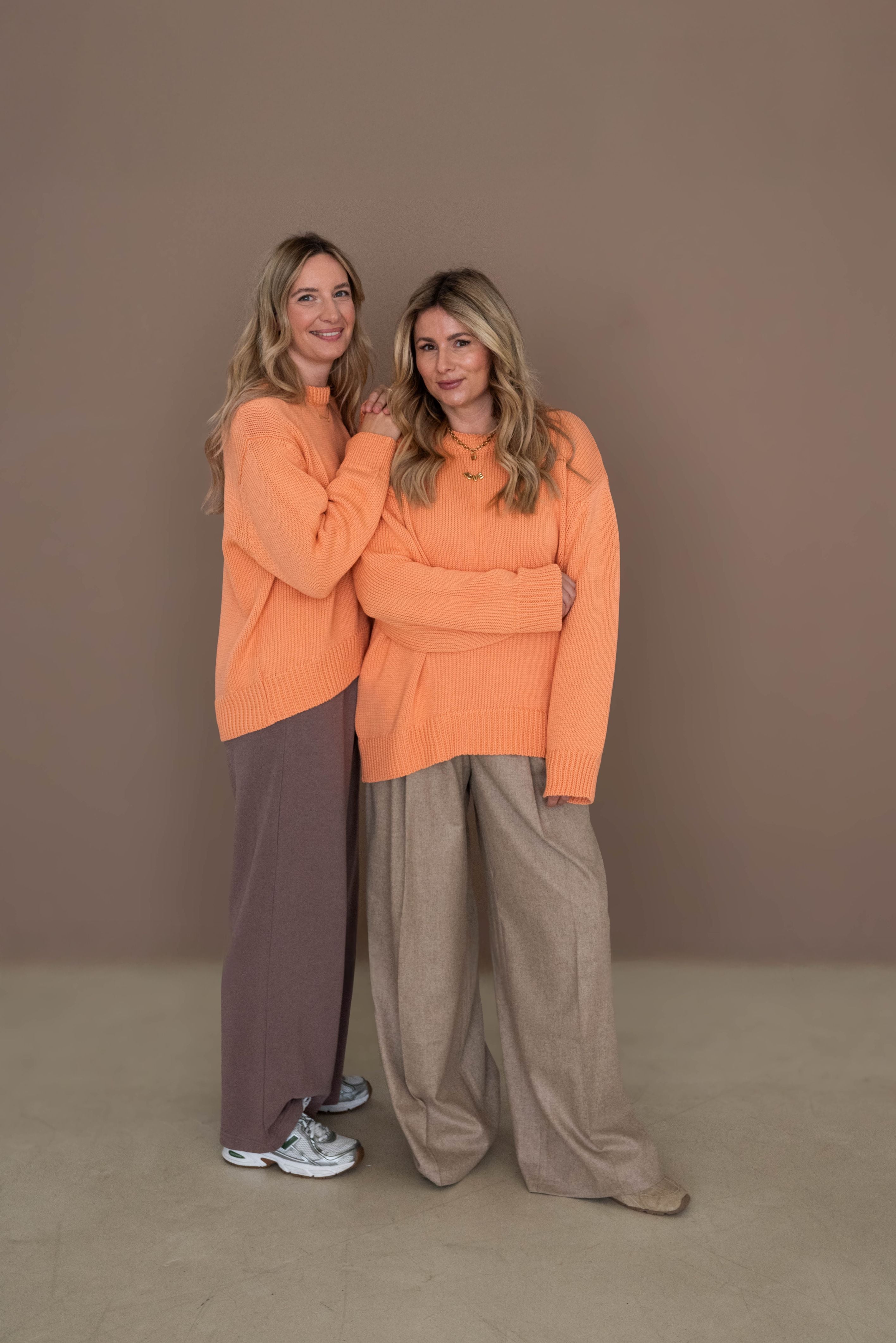 WOMEN CHUNKY KNIT PULLI APRICOT POP