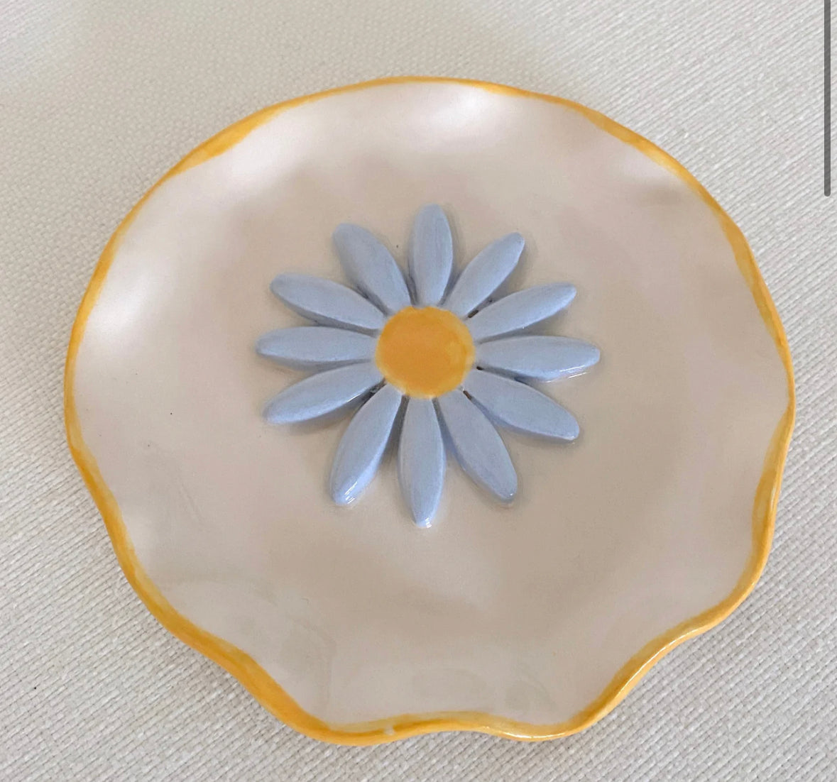 TINY DISH BLOMMA