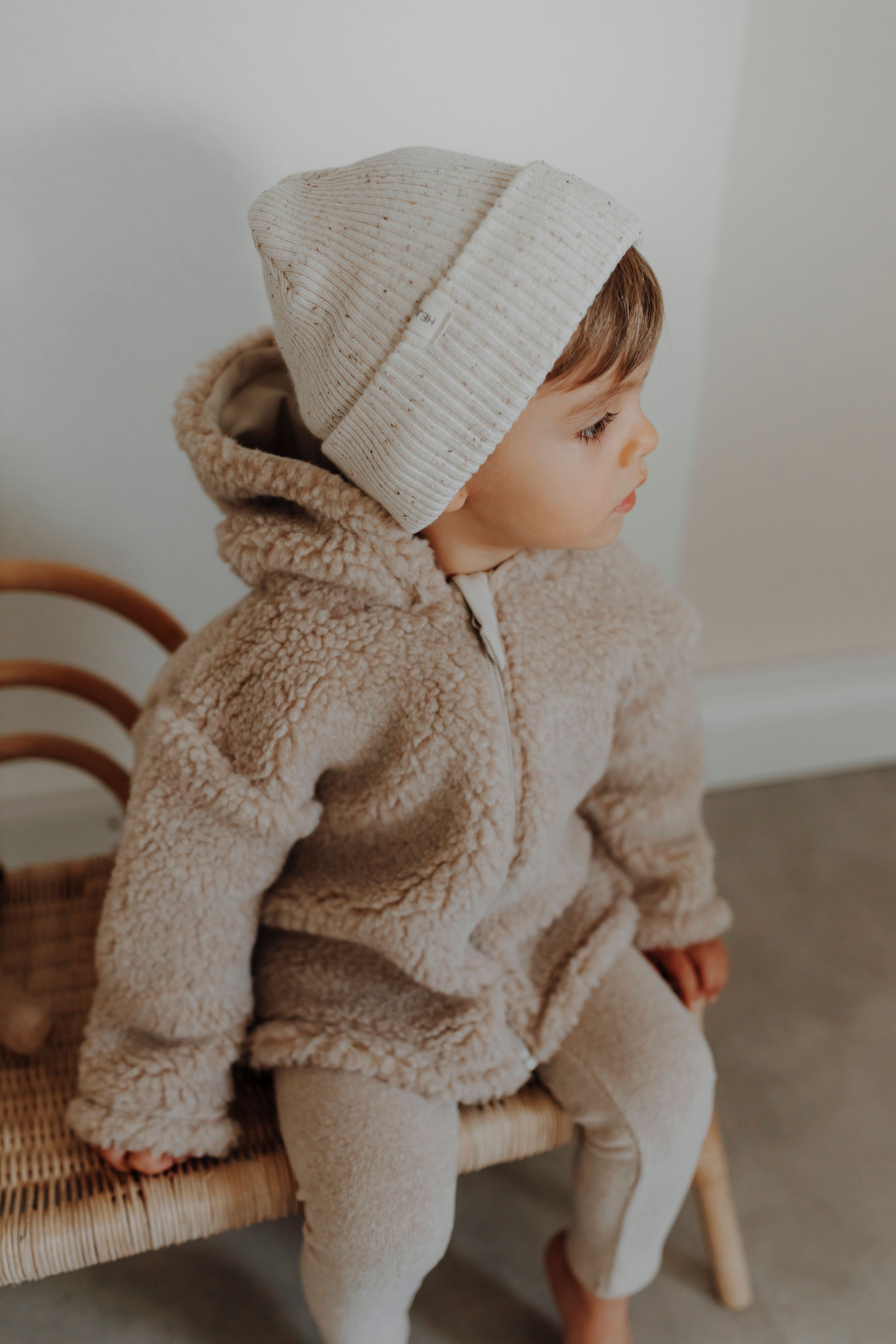 KNIT BEANIE ECRU SPRINKLE
