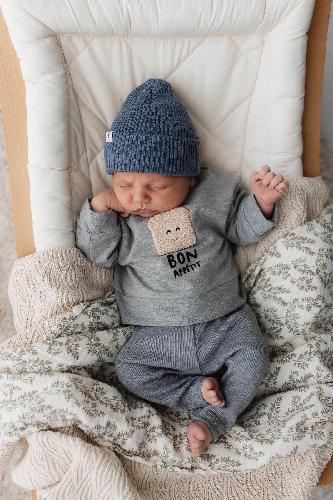 KNIT BEANIE BLUEBERRY