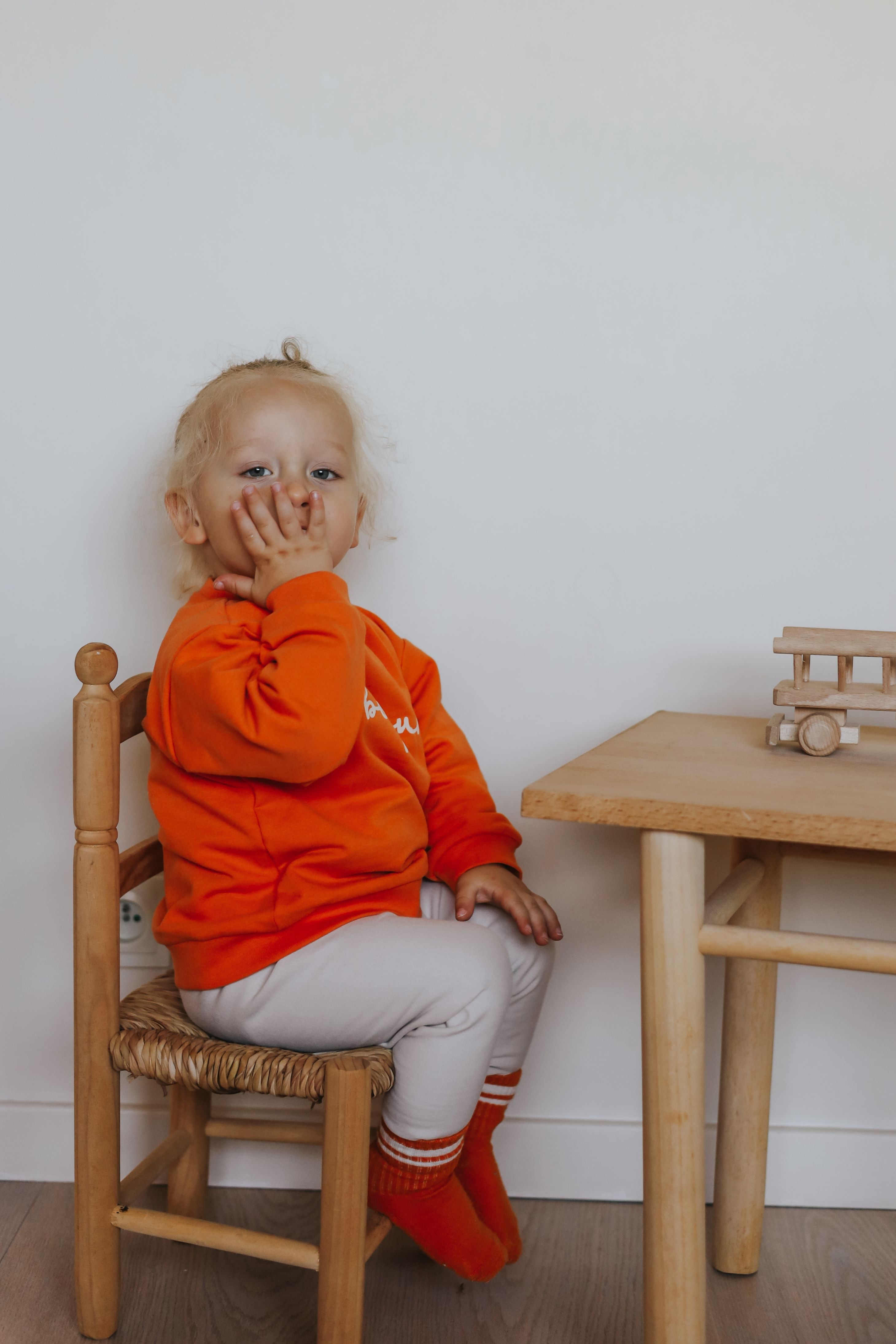 BONJOUR SWEATER TANGERINE