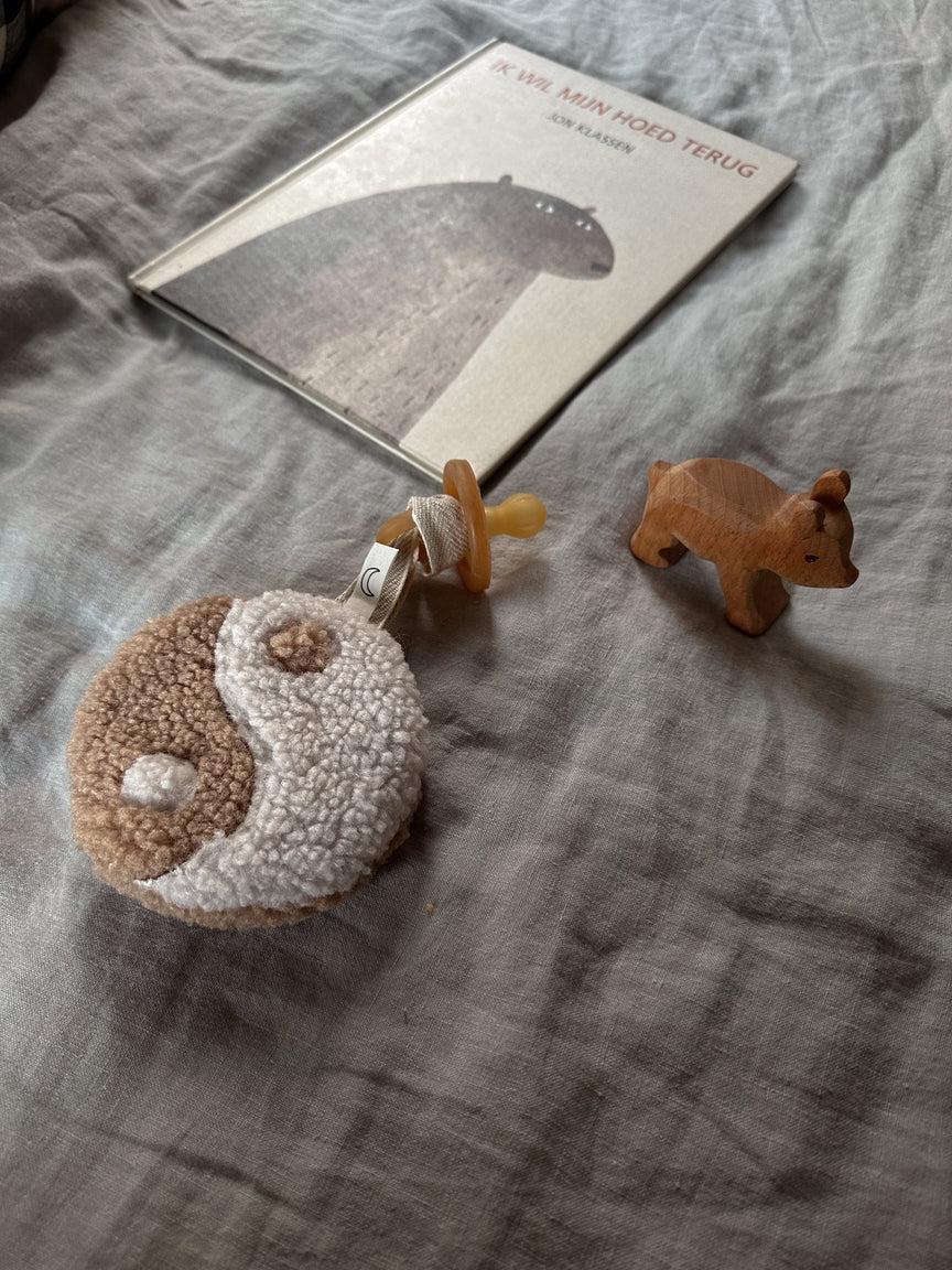 TEDDY PACIFIER CLIP YOU ARE YIN MY YANG CLASSIC BEIGE TONES