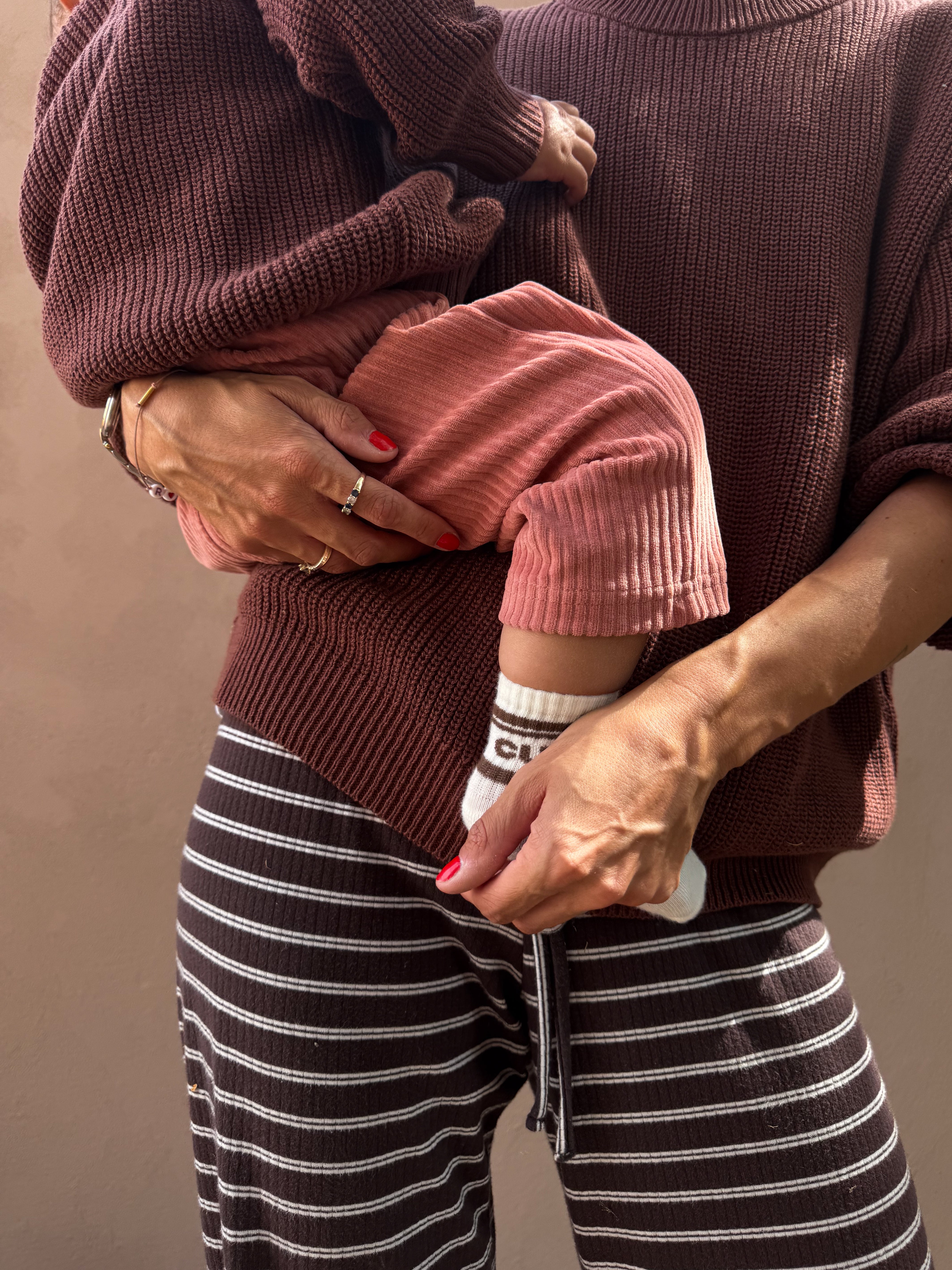 MOM CHUNKY KNIT PULLI BAKED BROWNIE