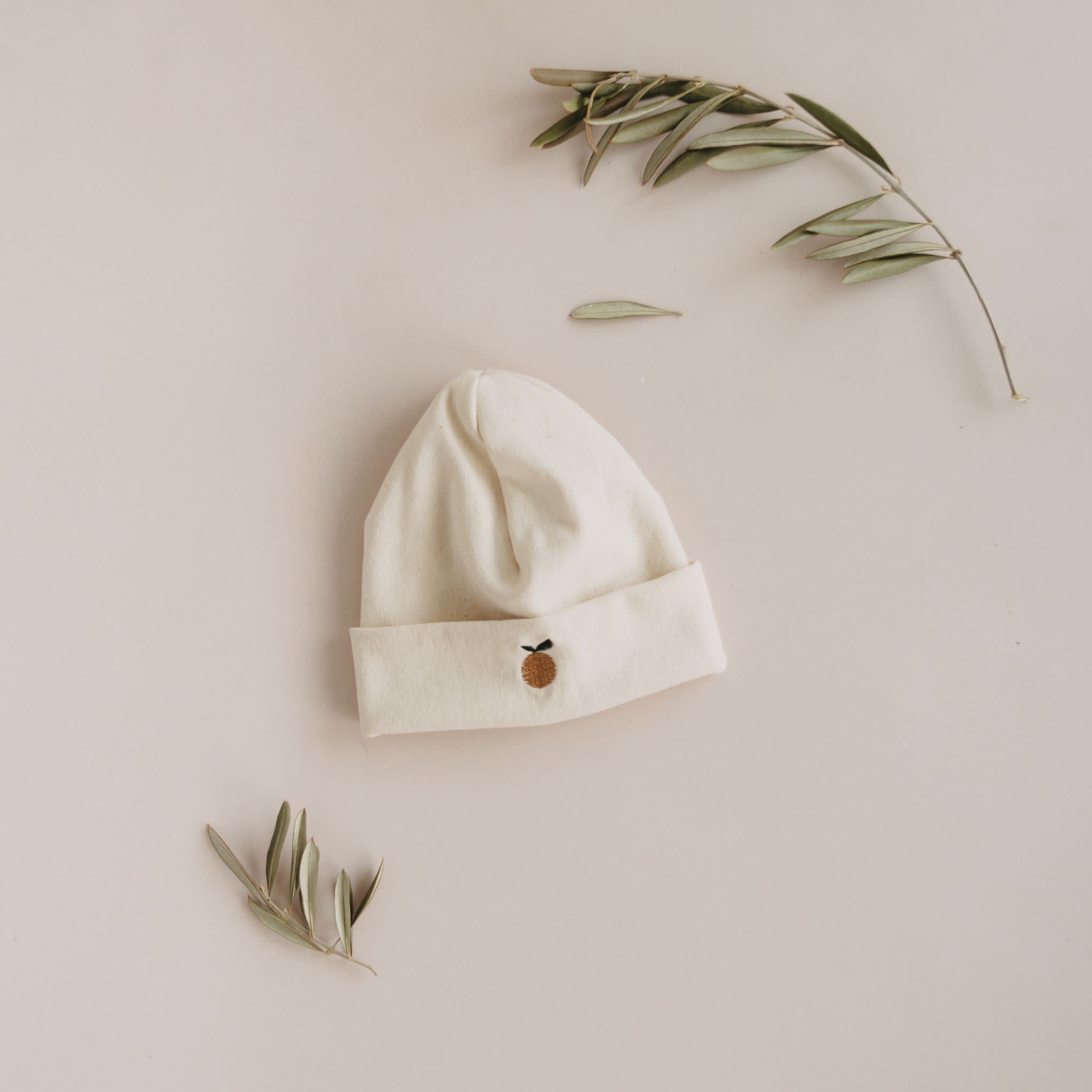 BEANIE EMBROIDERY CLEMENTINE