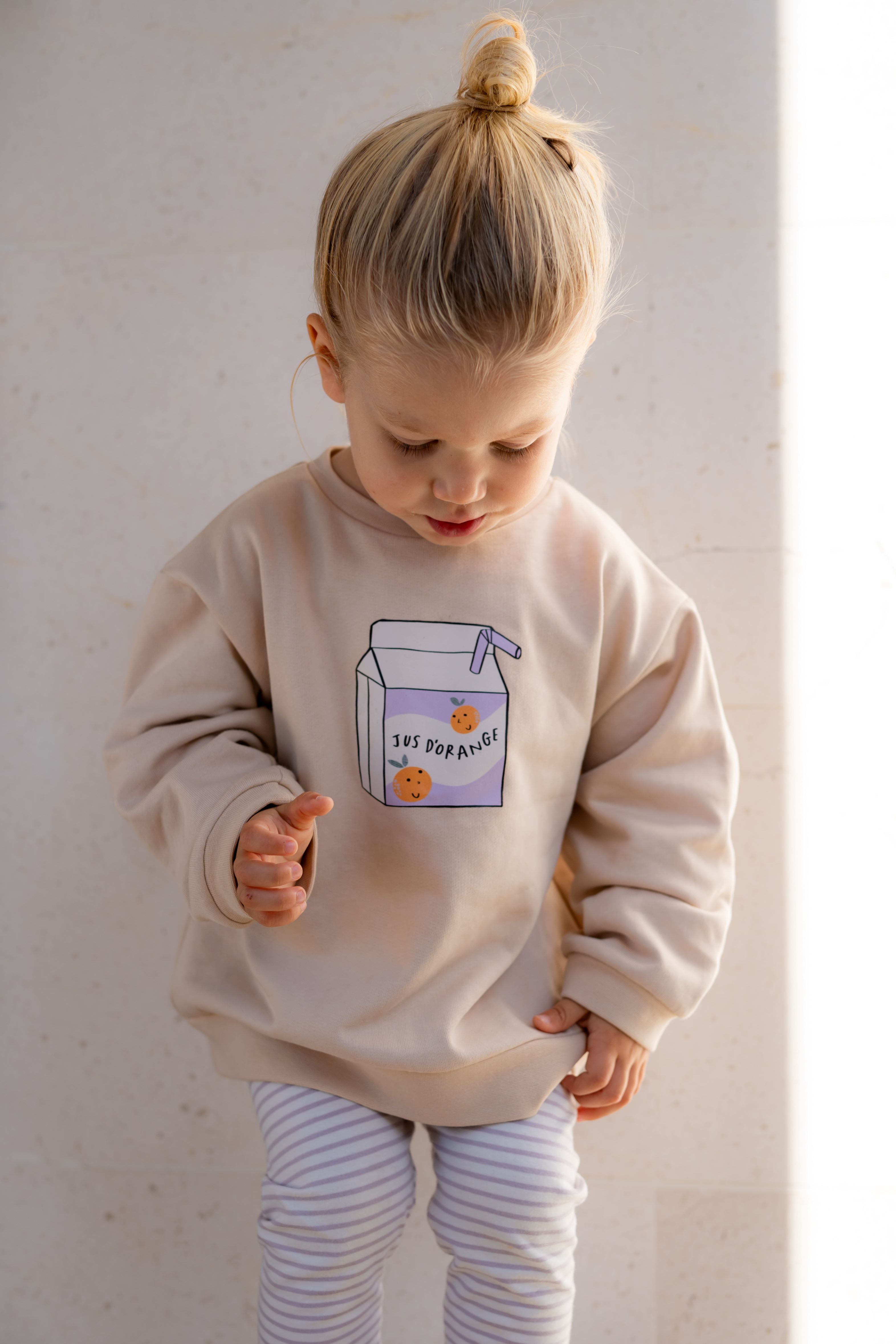 JUICE PACK SWEATER