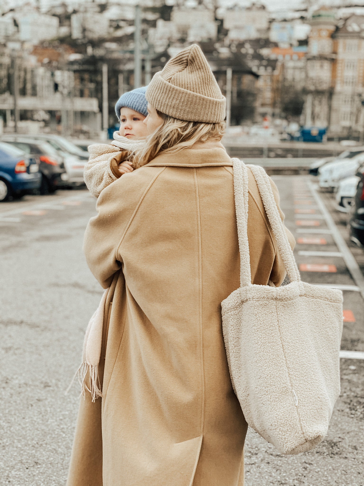 MOM BAG TEDDY ECRU (BEIGE)