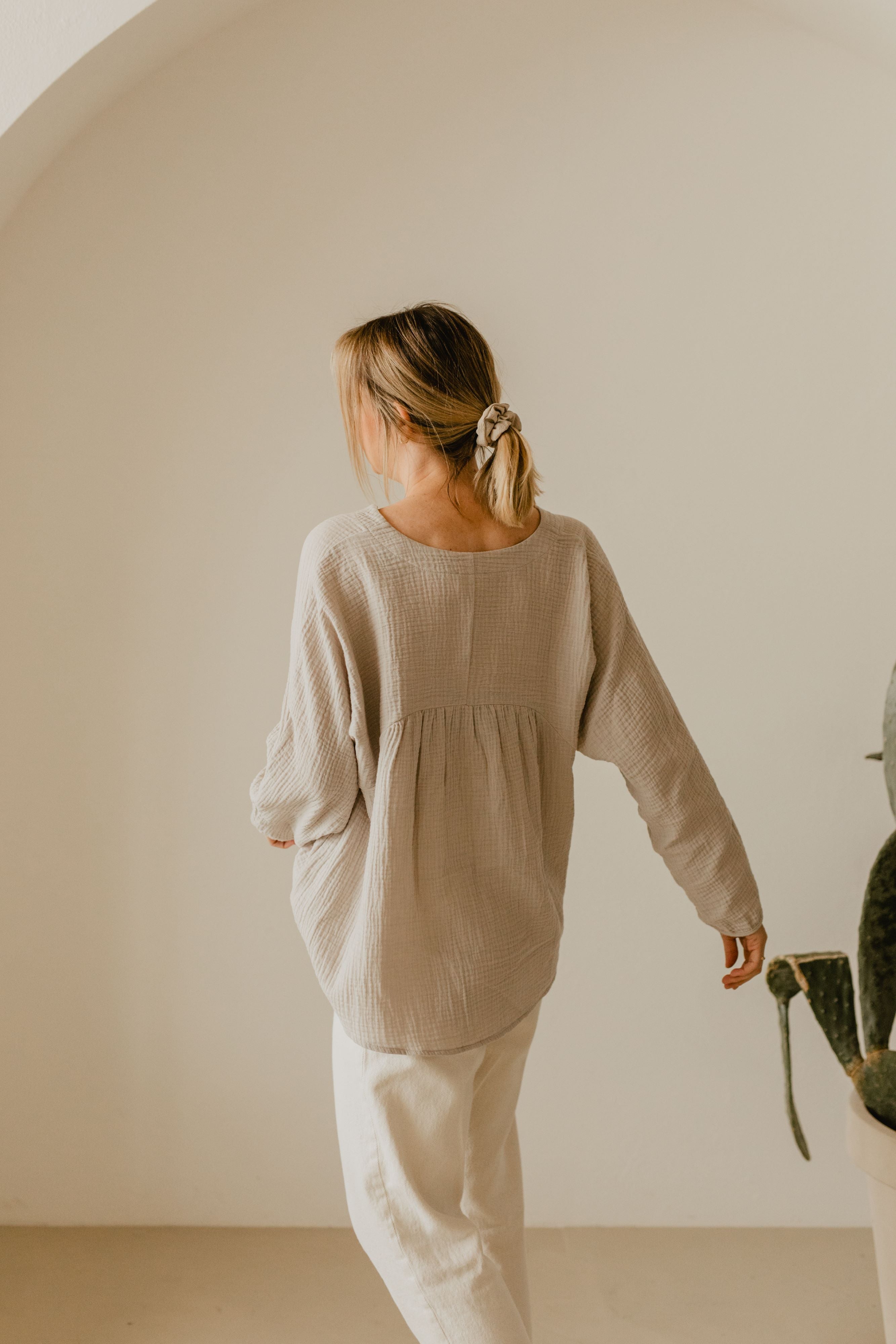 WOMAN MUSLIN SHIRT
