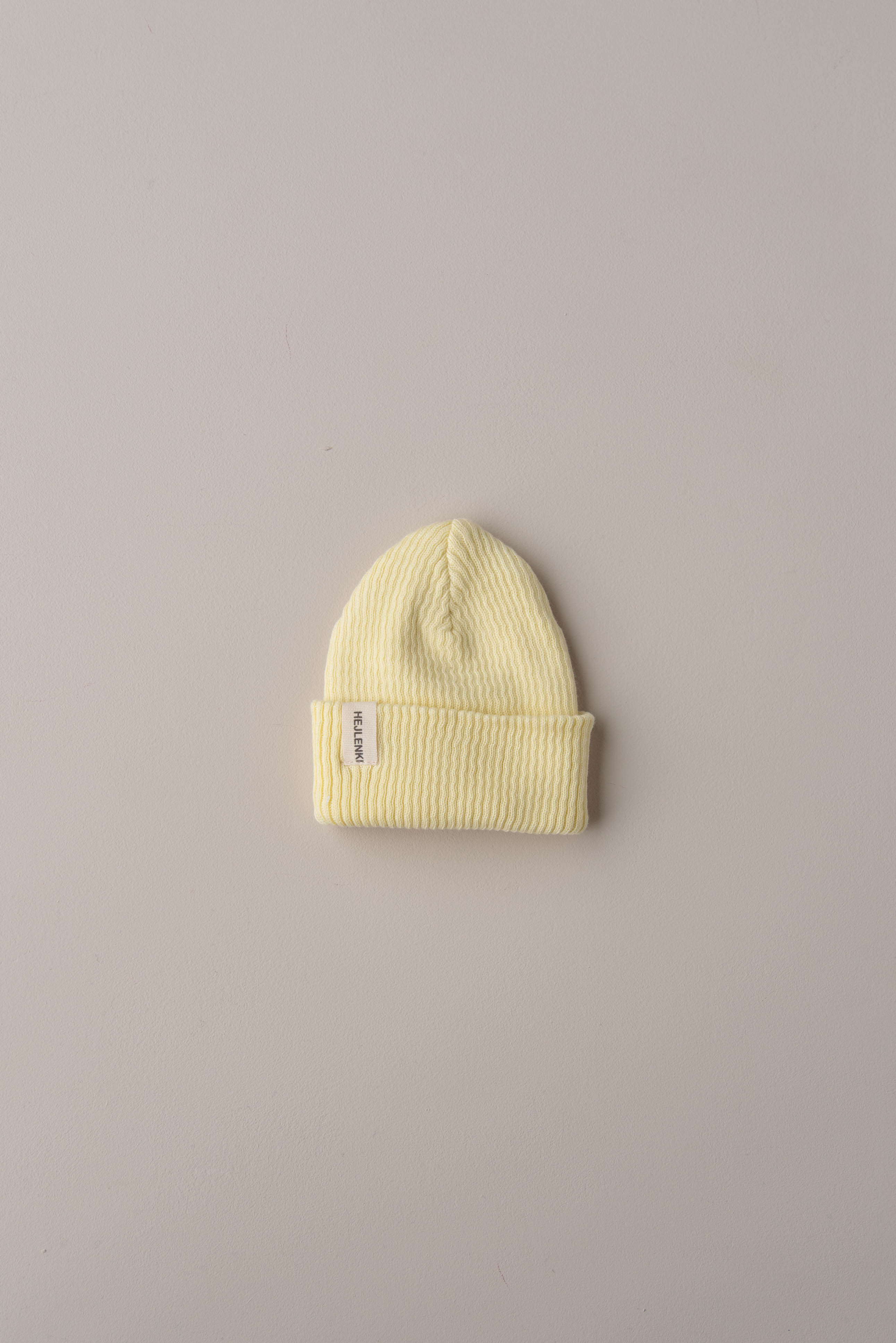 KNIT BEANIE BUTTER
