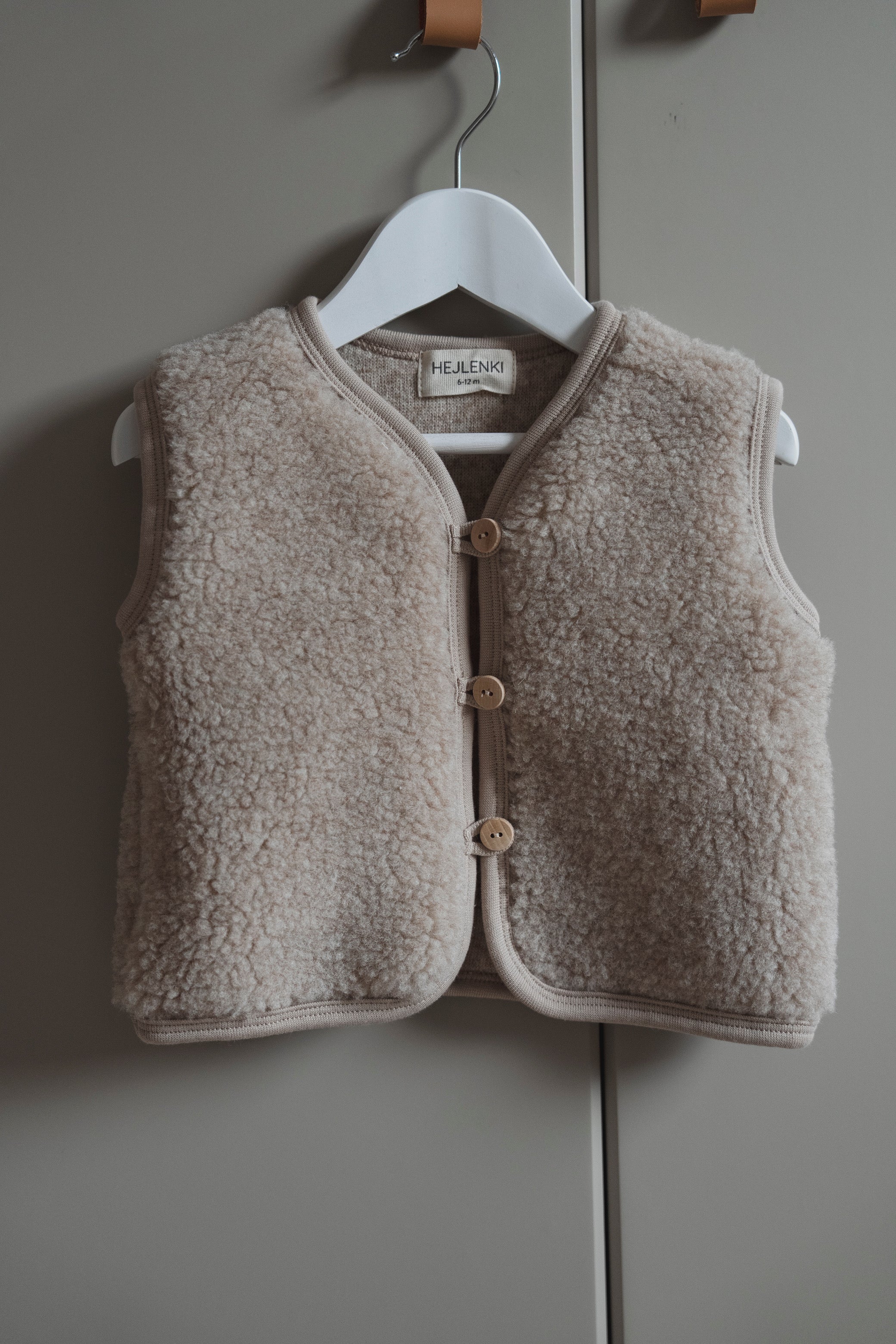 MERINO TEDDY VEST BEIGE