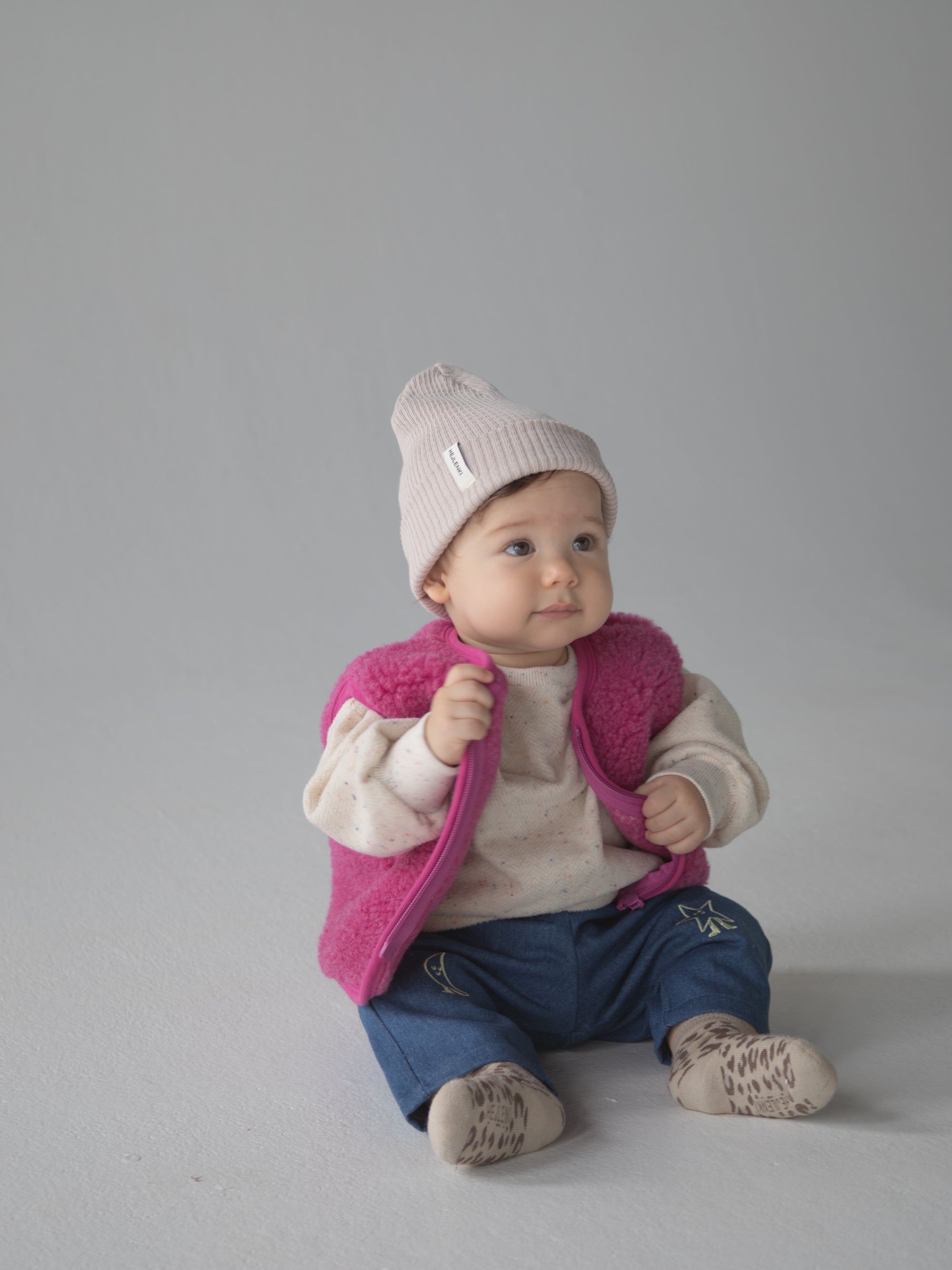 KNIT BEANIE SILKY TOFU