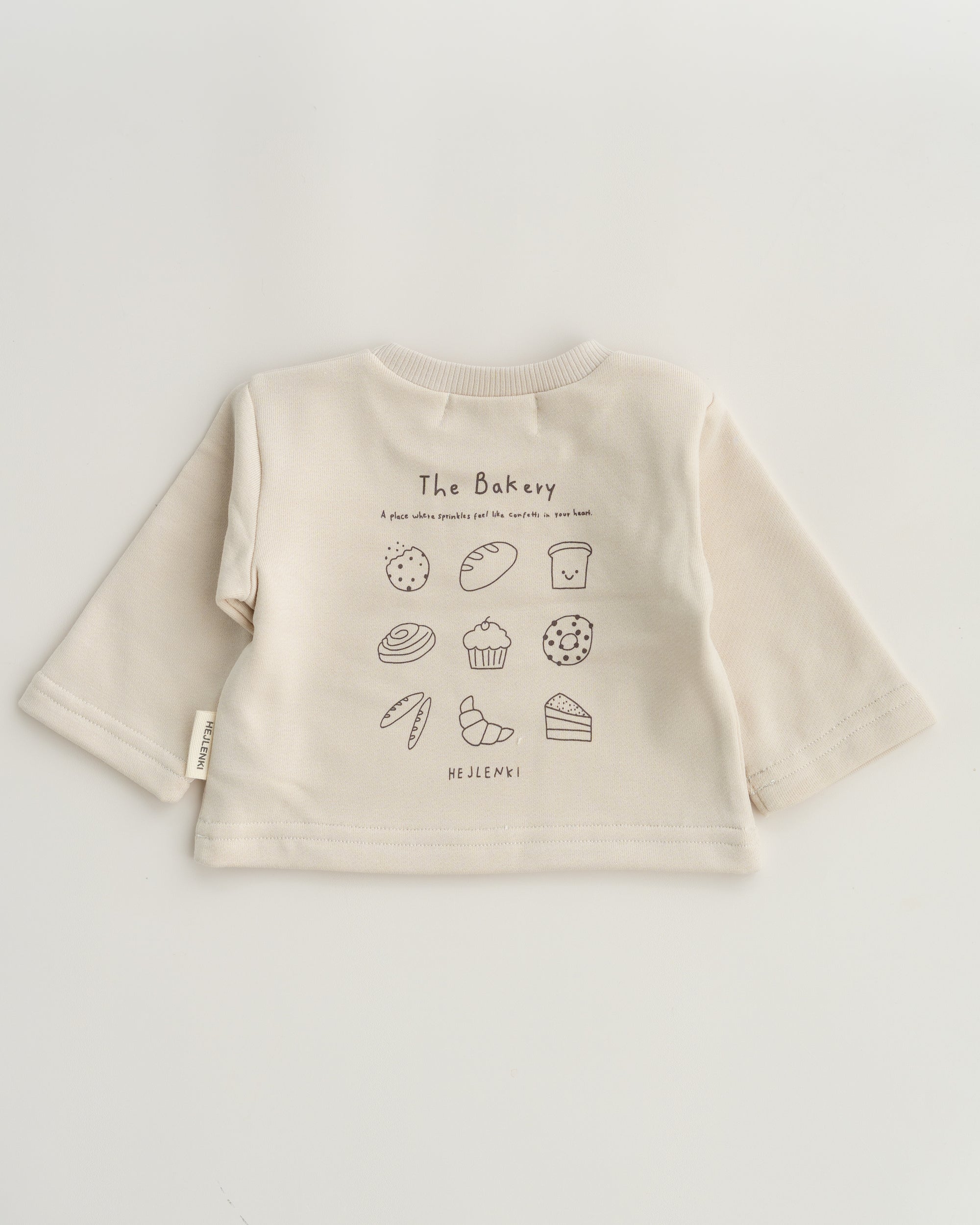 THE BAKERY OVERSIZED LONGSLEEVE