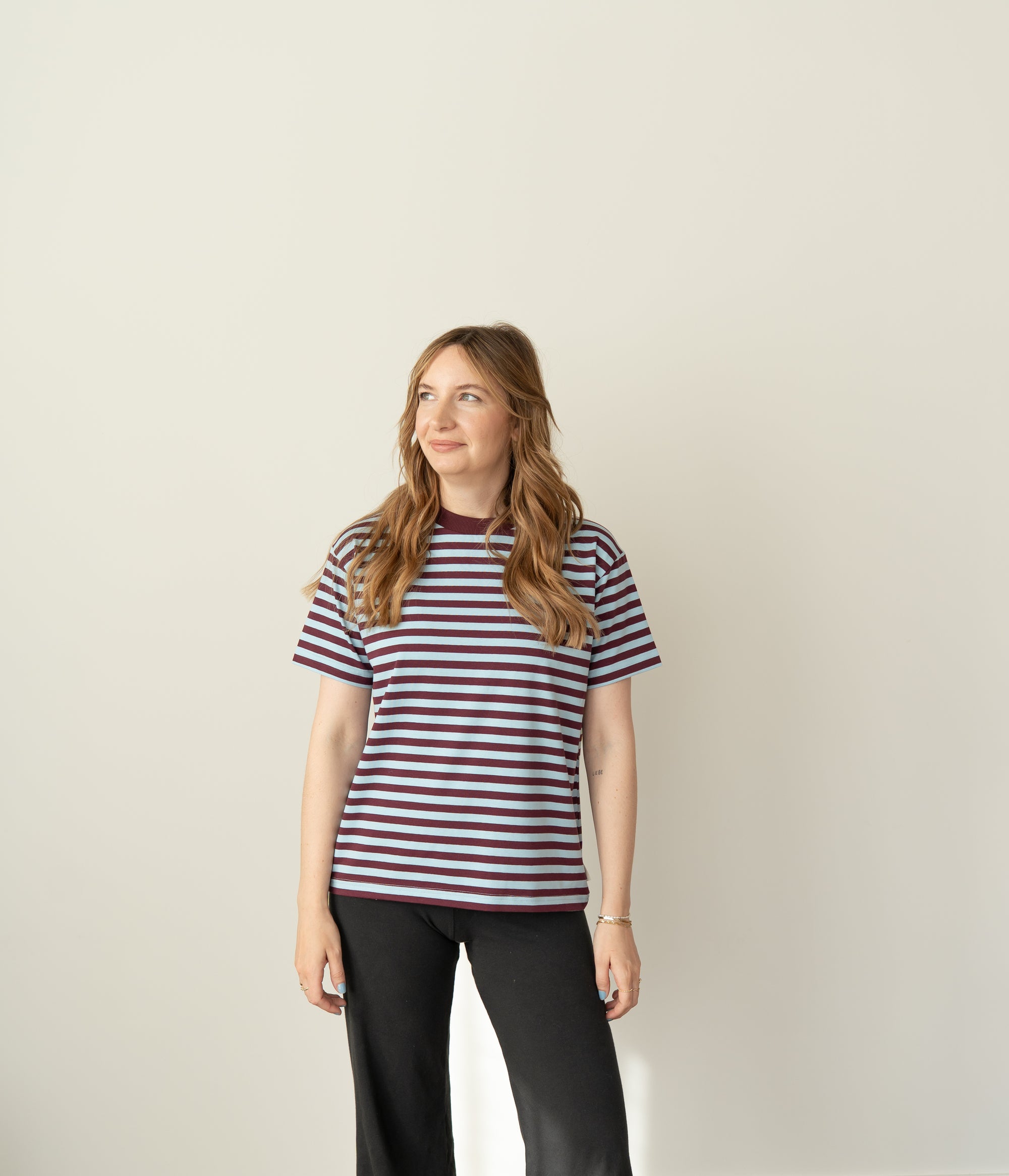 WOMEN OVERSIZE T-SHIRT STRIPED BLUEBELL/ BURGUNDY