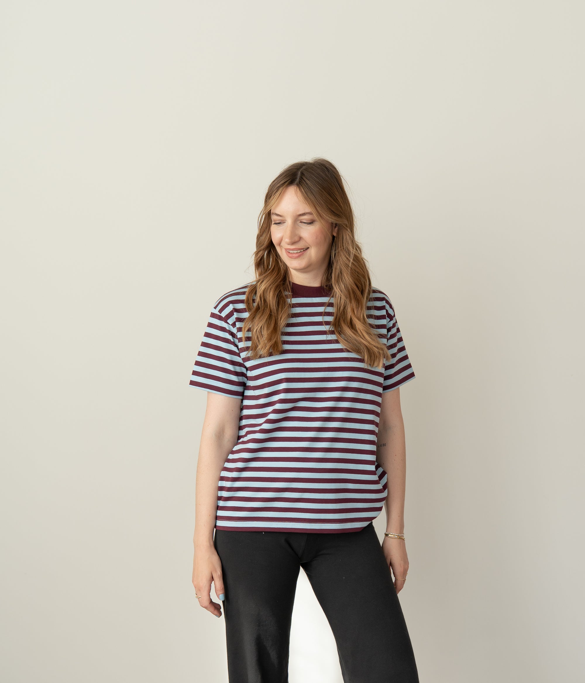WOMEN OVERSIZE T-SHIRT STRIPED BLUEBELL/ BURGUNDY
