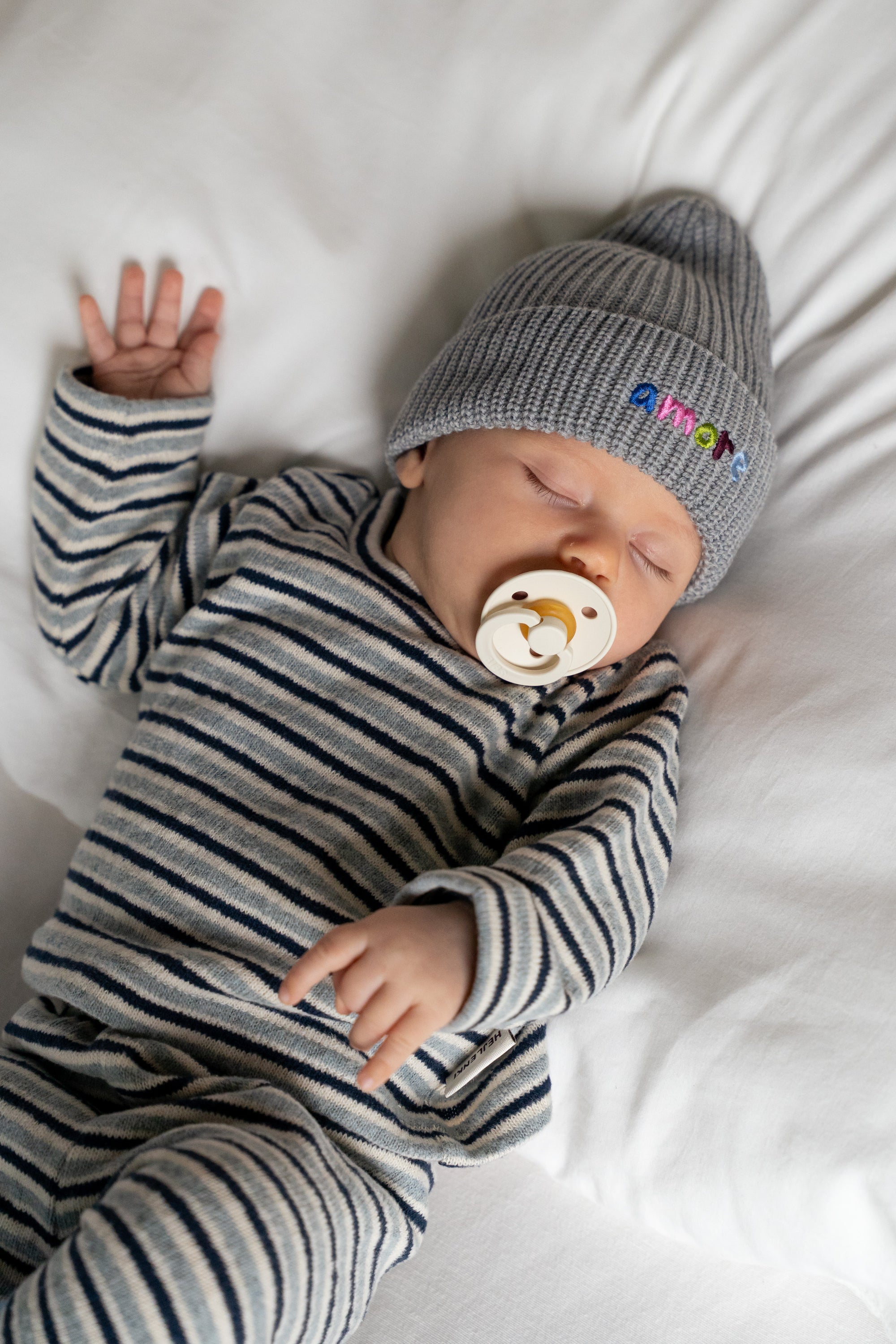 MERINO KNIT BEANIE AMORE