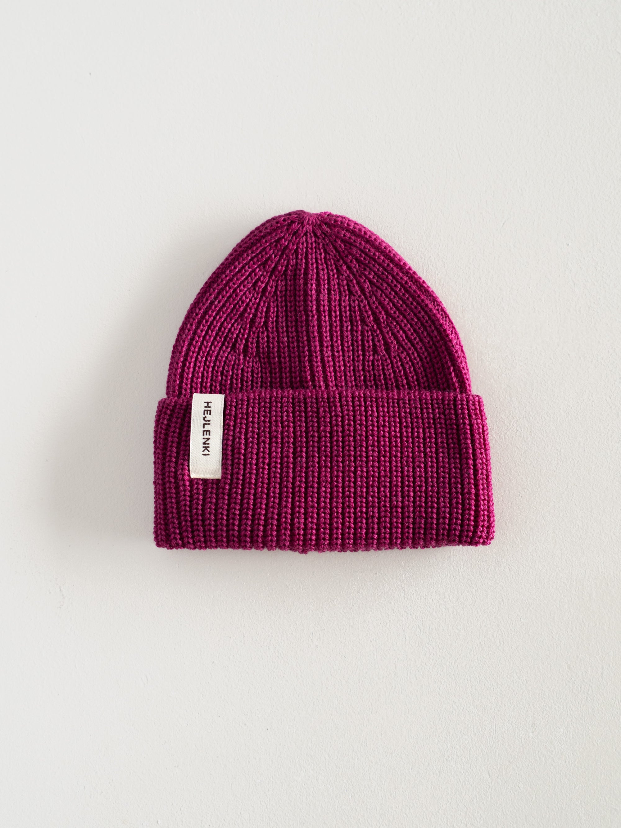 MERINO KNIT BEANIE FUCHSIA
