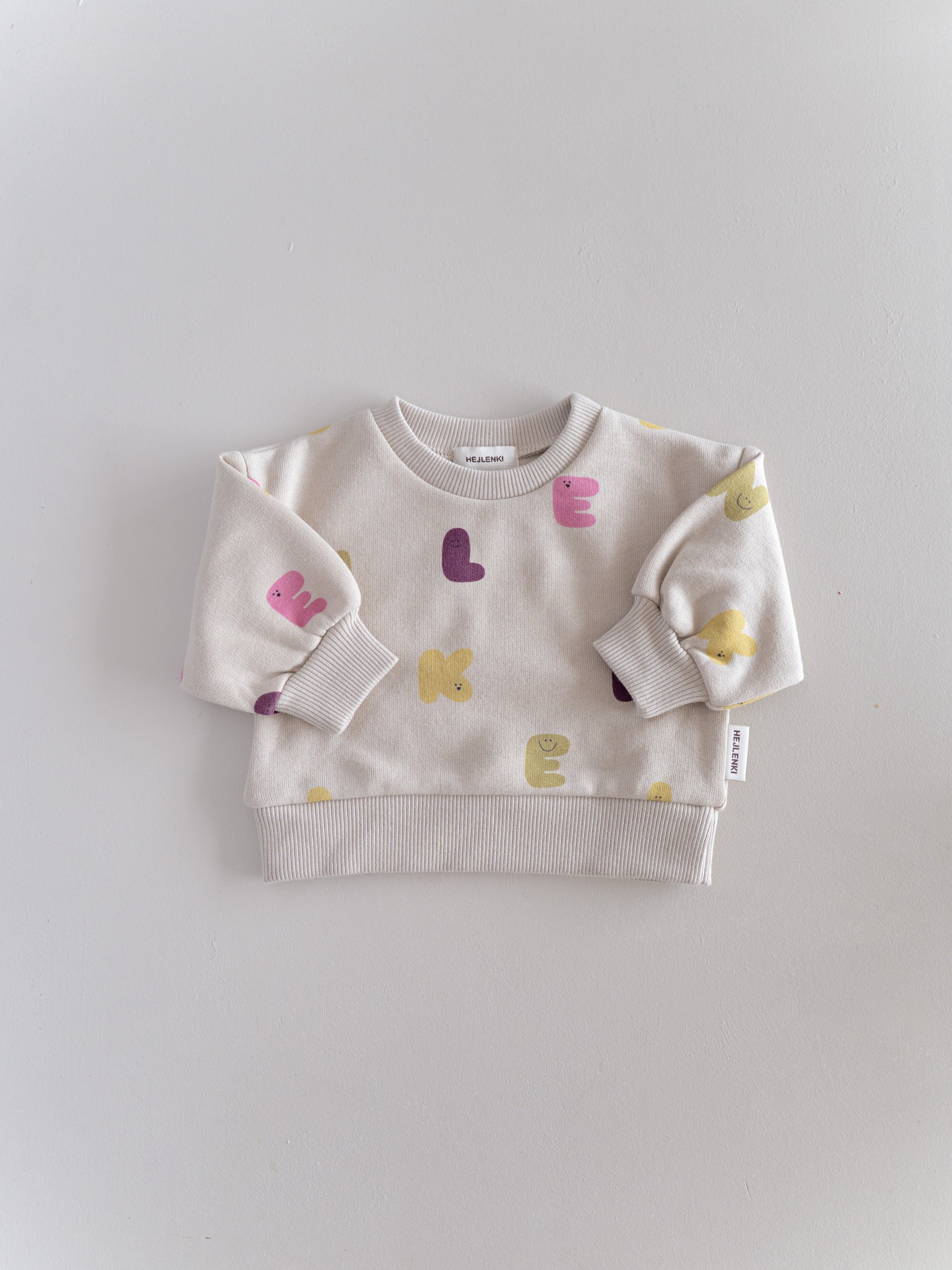 TYPO SWEATER