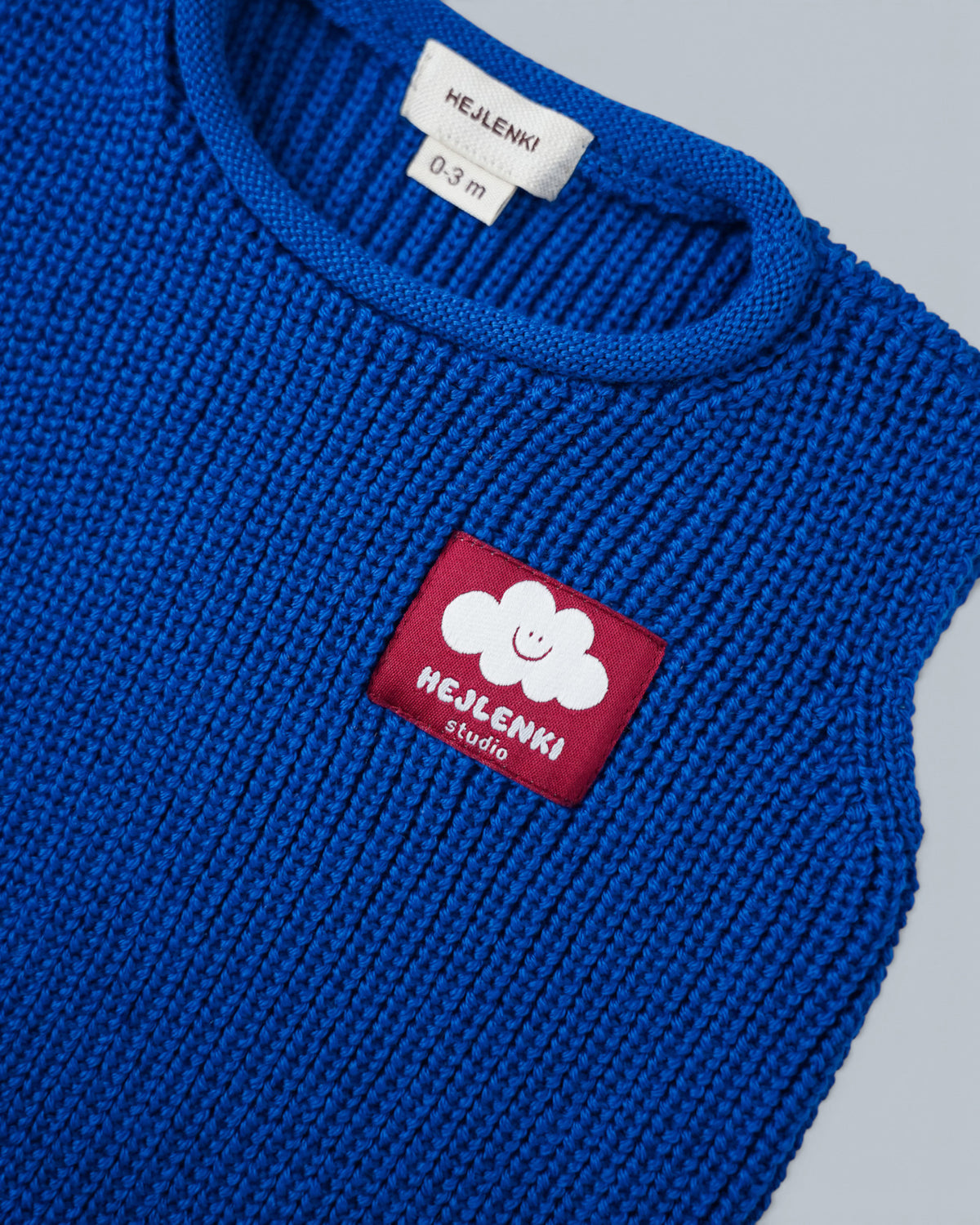 MERINO KNIT VEST