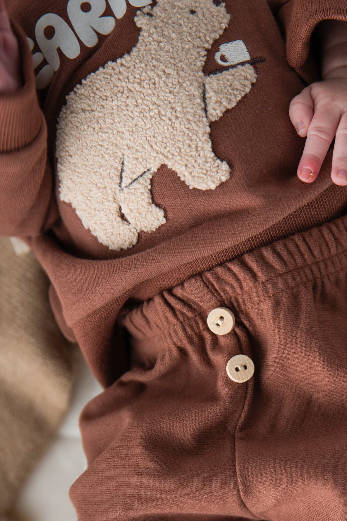 BEARISTA SWEATER