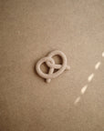 PRETZEL TEETHER