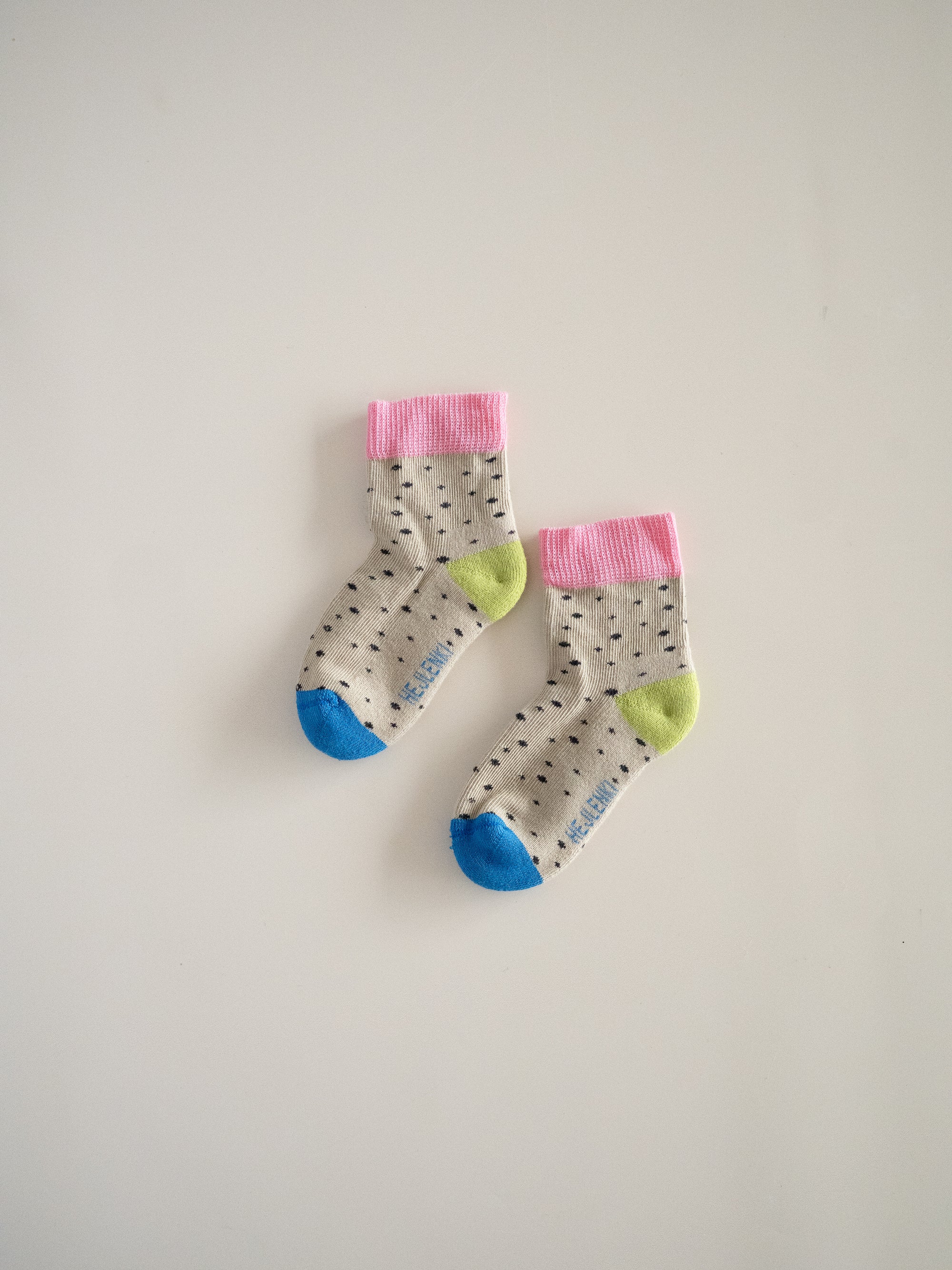 SOCKS DOTS