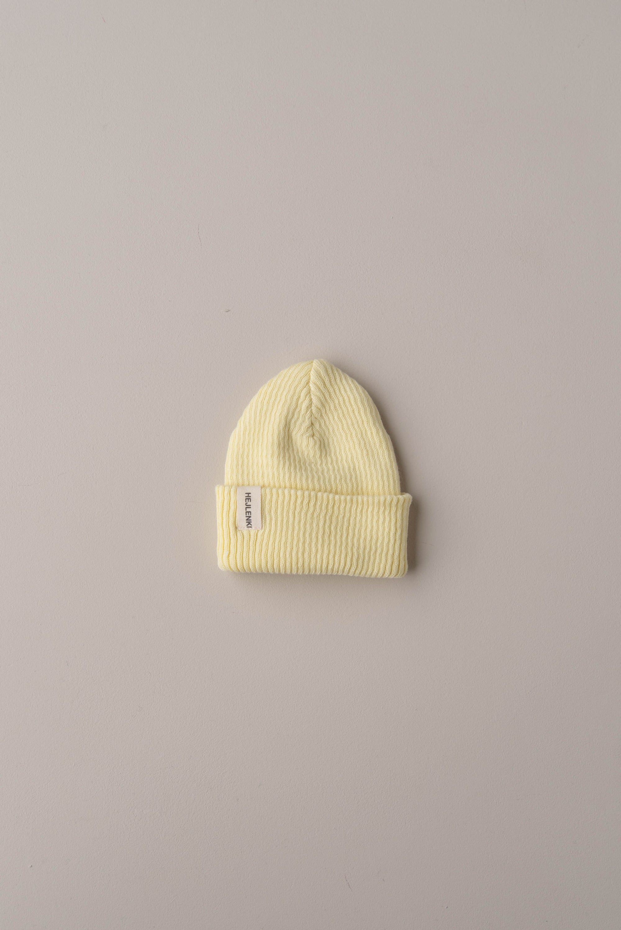 KNIT BEANIE BUTTER