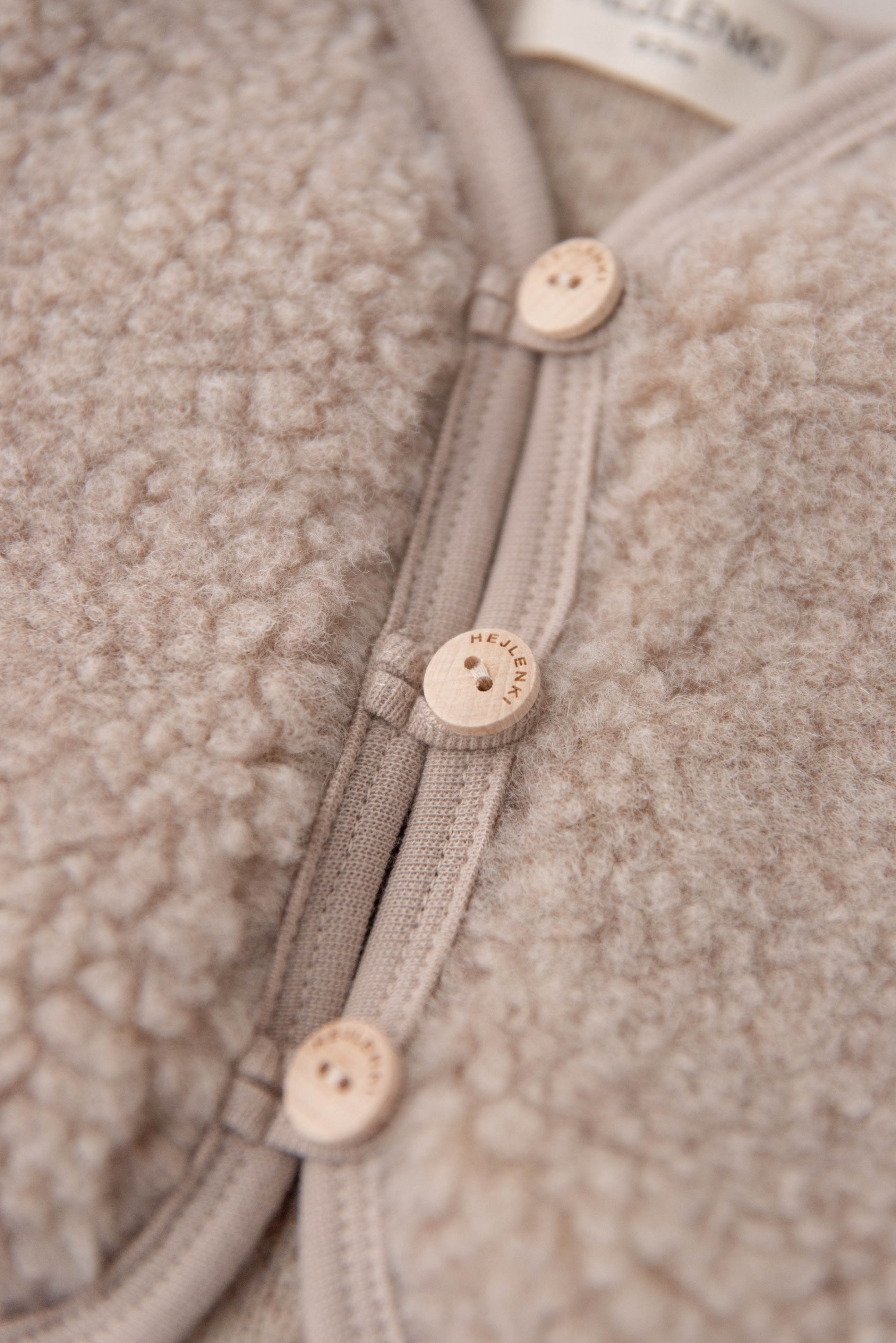 MERINO TEDDY VEST BEIGE