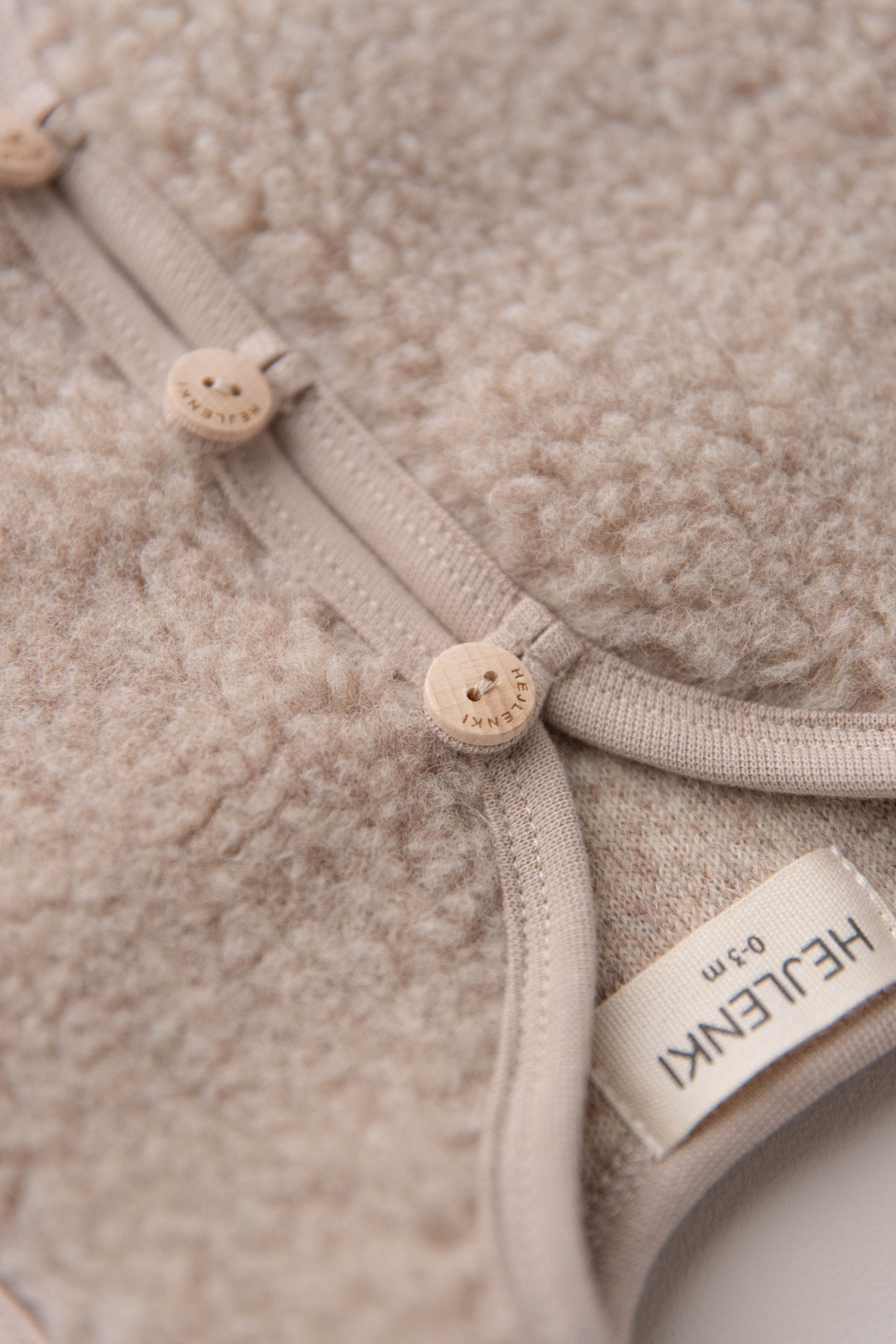 MERINO TEDDY VEST BEIGE