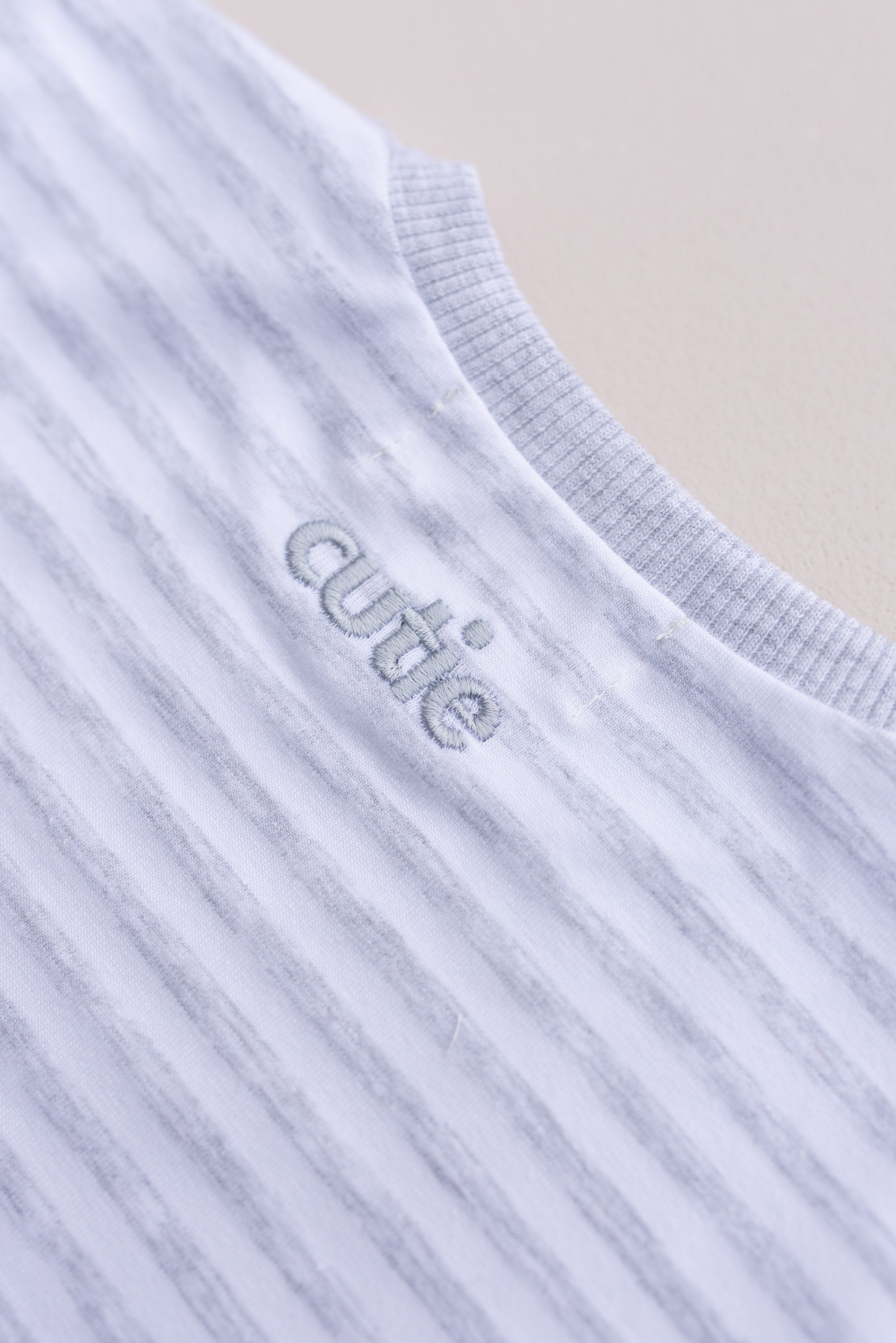 CUTIE OVERSIZE T-SHIRT STRIPED GREY