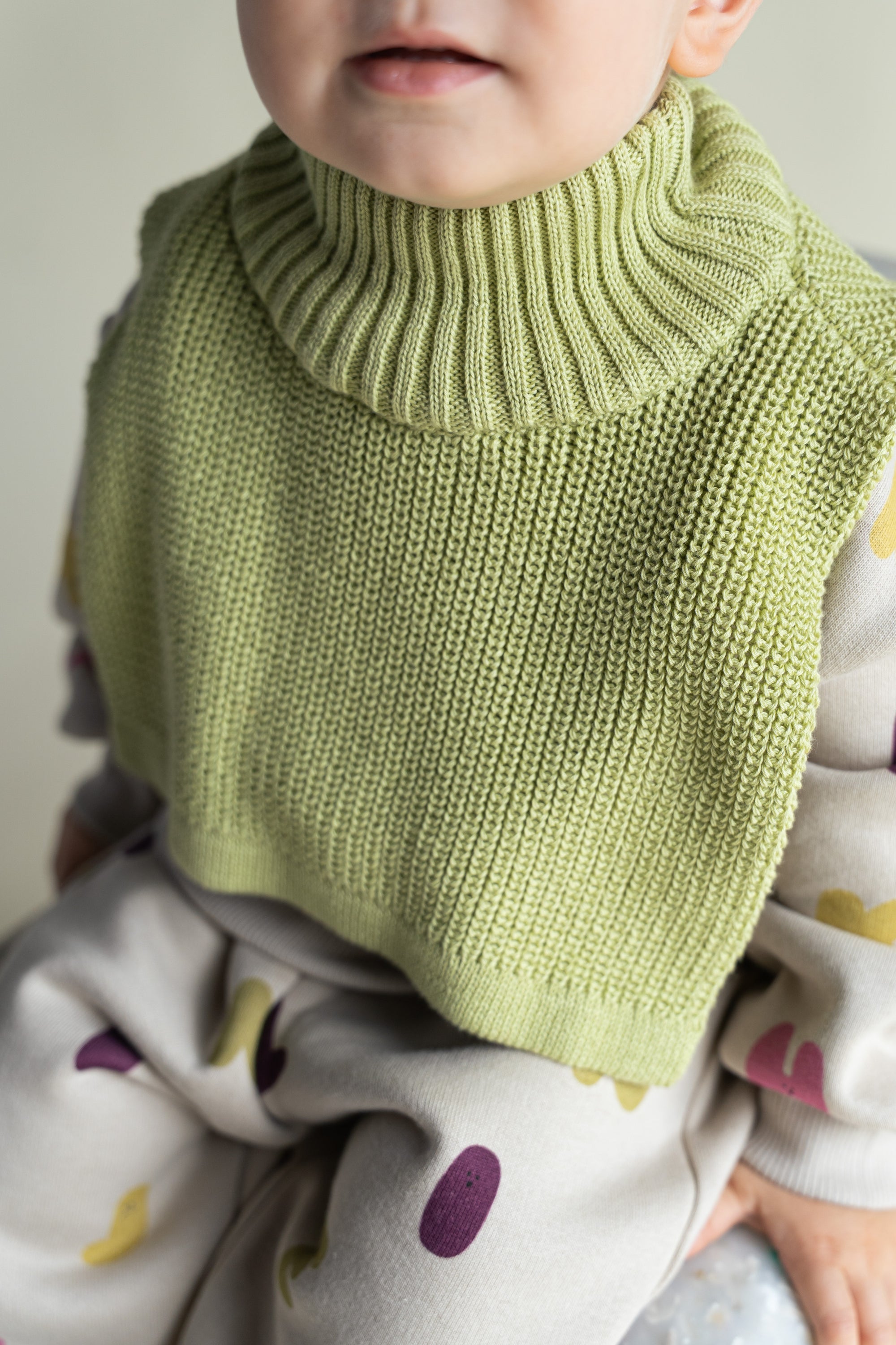 KNIT NECKWARMER WINTER PEAR