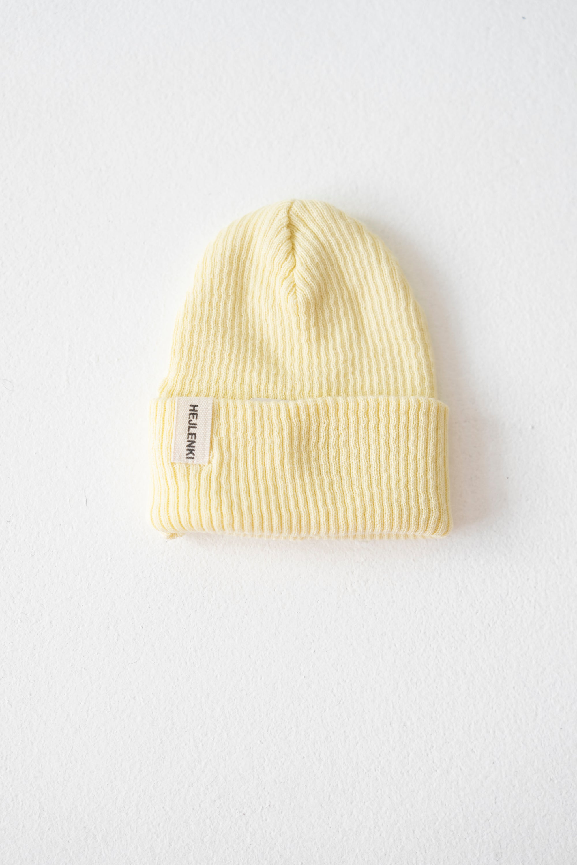 KNIT BEANIE BUTTER