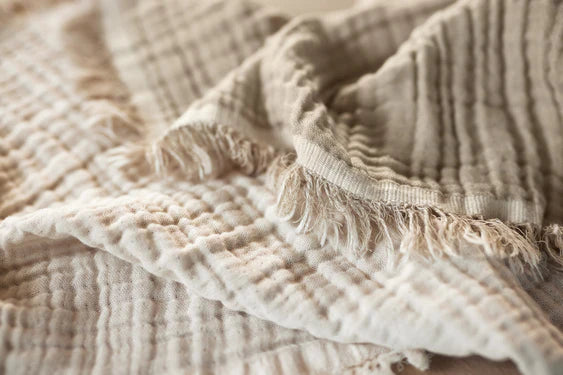 FRINGE MUSLIN BLANKET