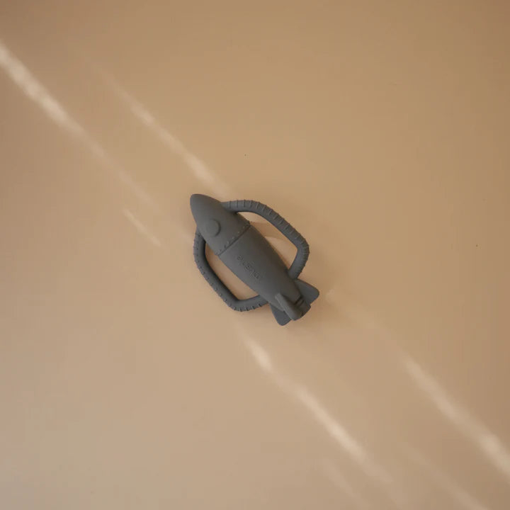 RATTLE TEETHER