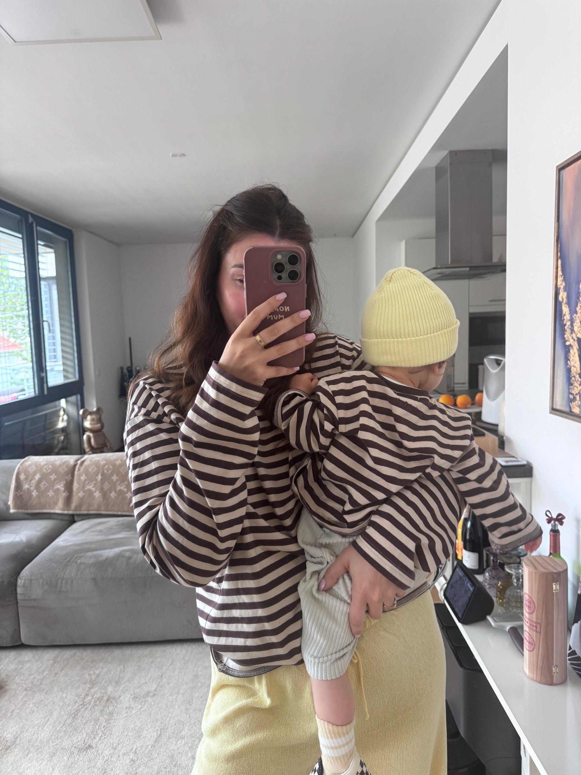 OVERSIZE LONGSLEEVE VANILLA CHOCO